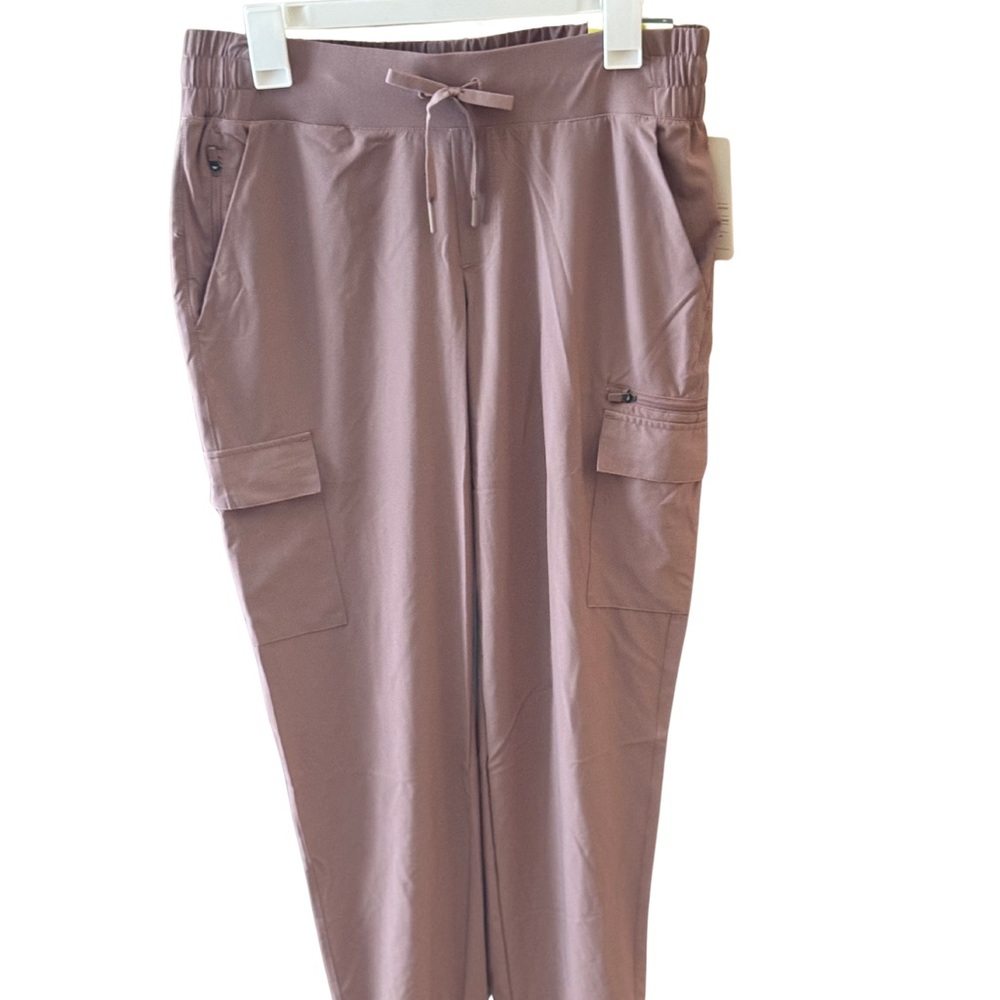 All in Motion Women’s Light Mid Rise Cargo Jogger Pants Woven Pockets NWT